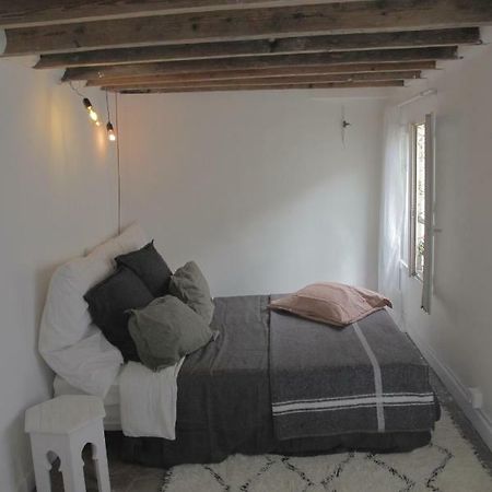 Studio Romantique Et Boheme Paris Bagian luar foto